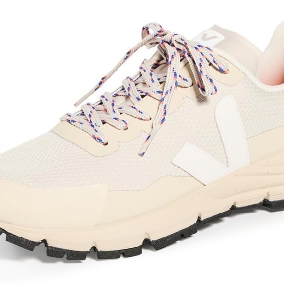 Veja Shoes - Veja Dekkan Women's Sneakers